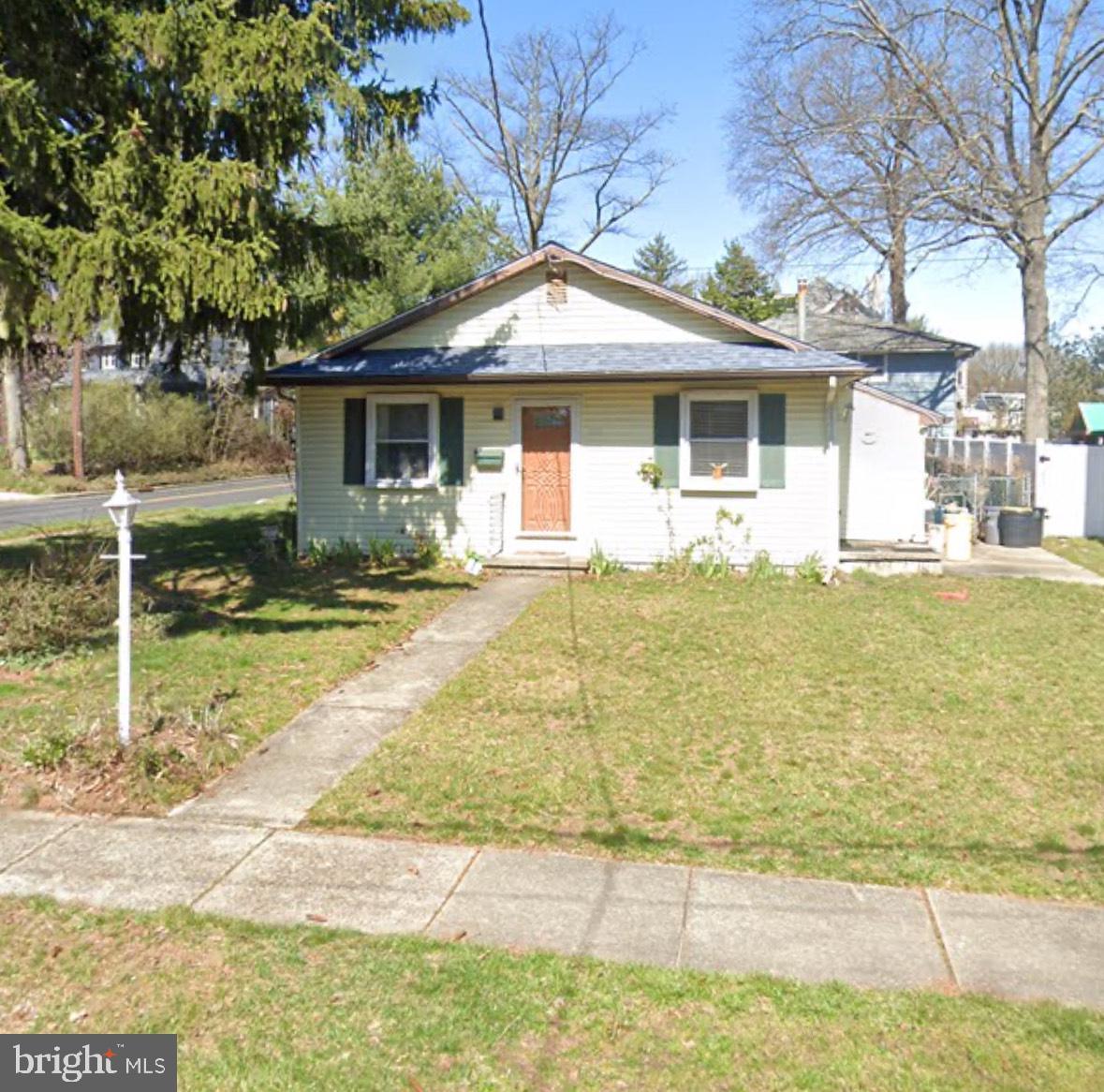 Cedar Ave, Pennsauken, NJ 08109