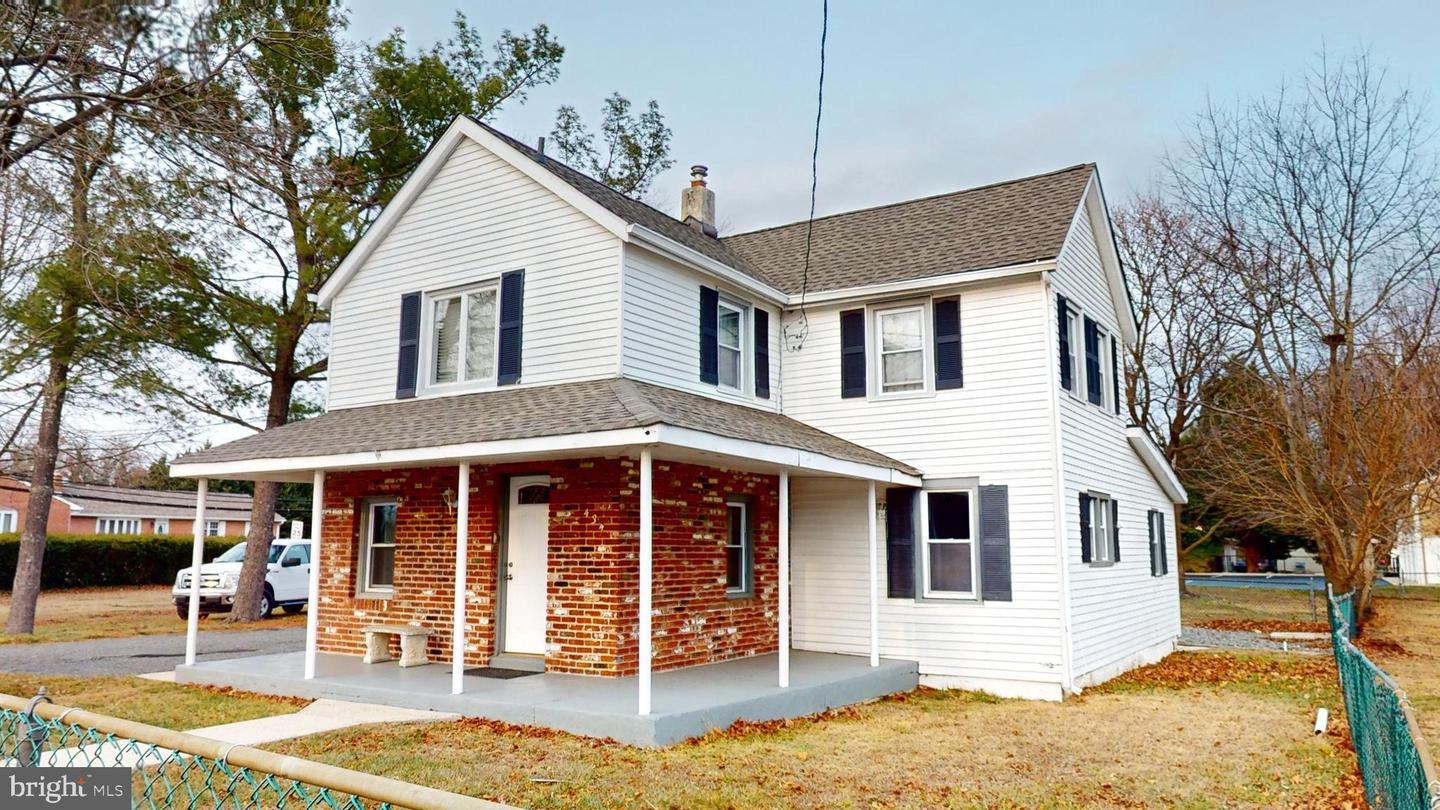 N Main St, Williamstown, NJ 08094