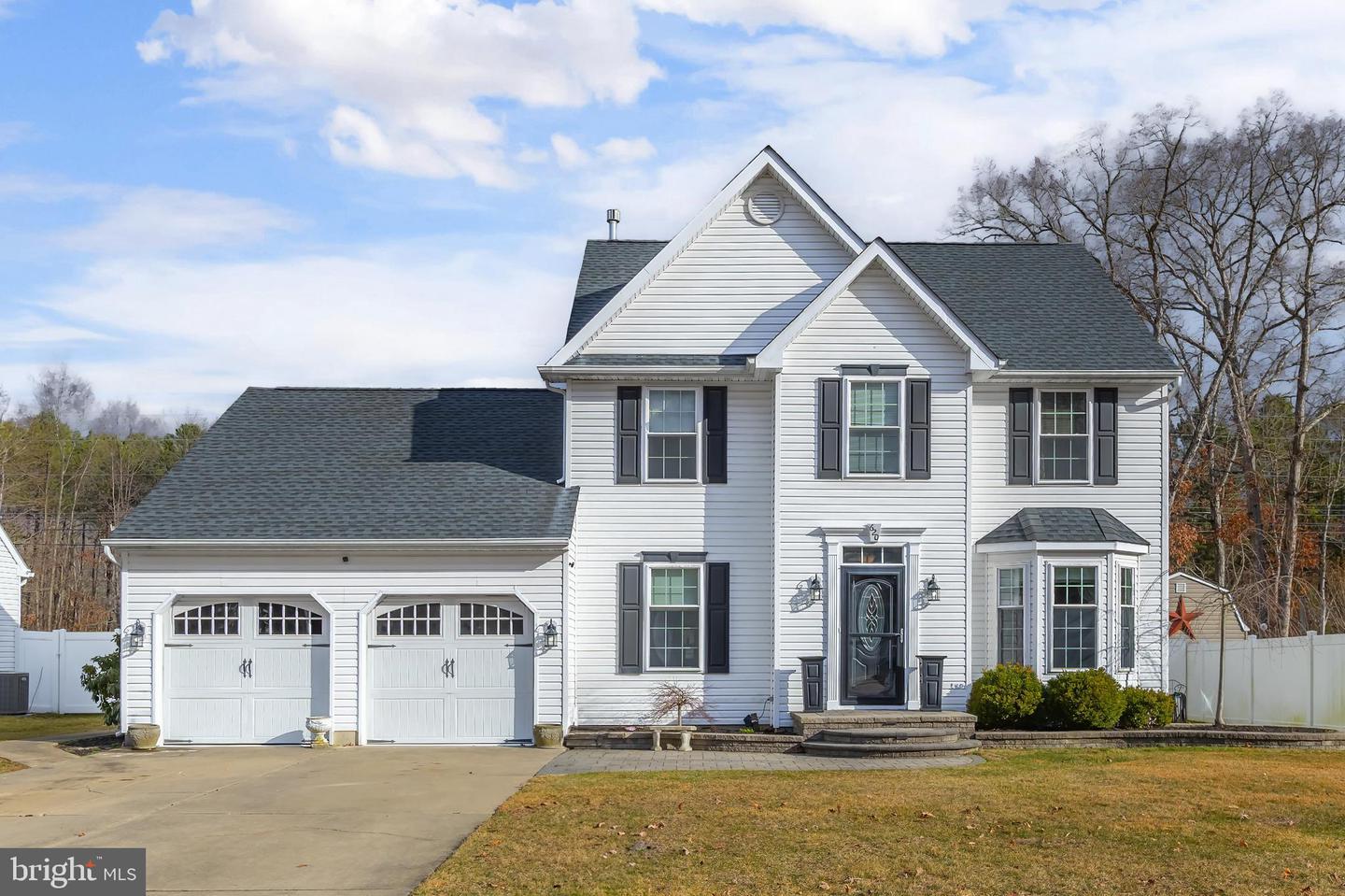 Josie Ct, Williamstown, NJ 08094