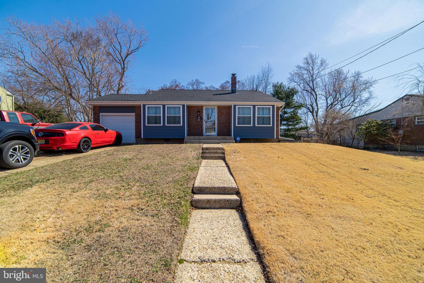 Bismarck Ave, Mantua, NJ 08051