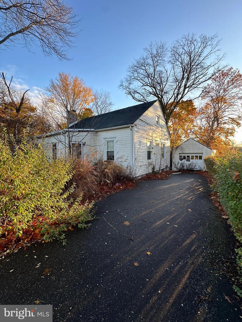 Old York Rd, Hightstown, NJ 08520