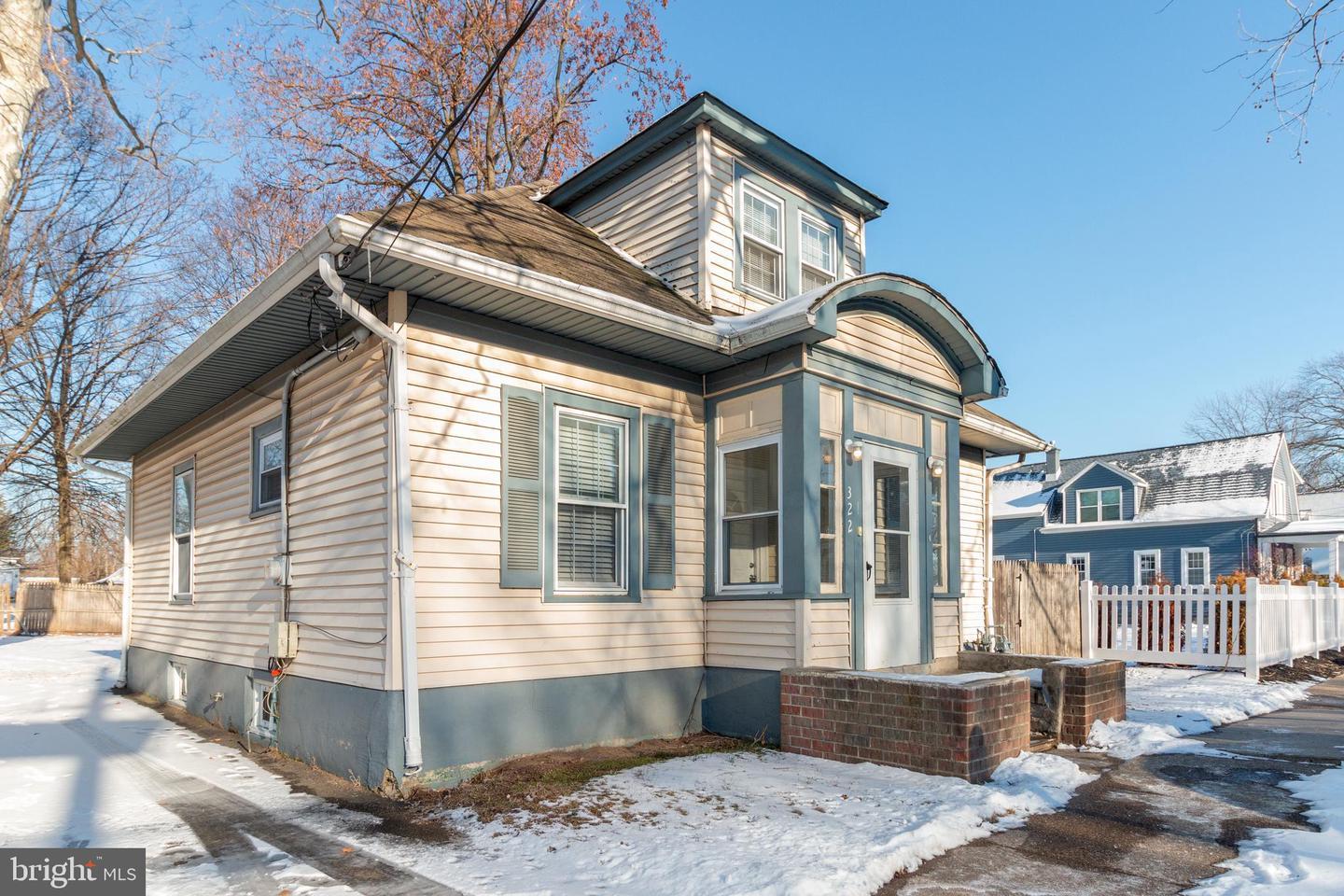 Berg Ave, Trenton, NJ 08610