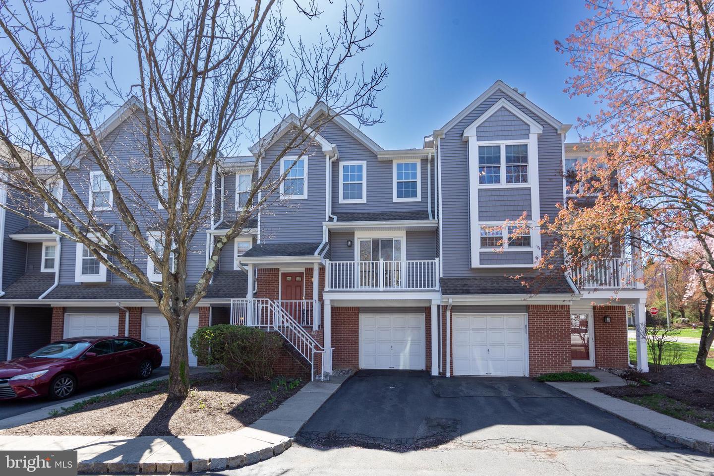 E Shrewsbury Pl, Princeton, NJ 08540