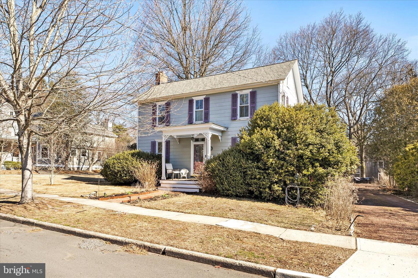 N Greenwood Ave, Hopewell, NJ 08525
