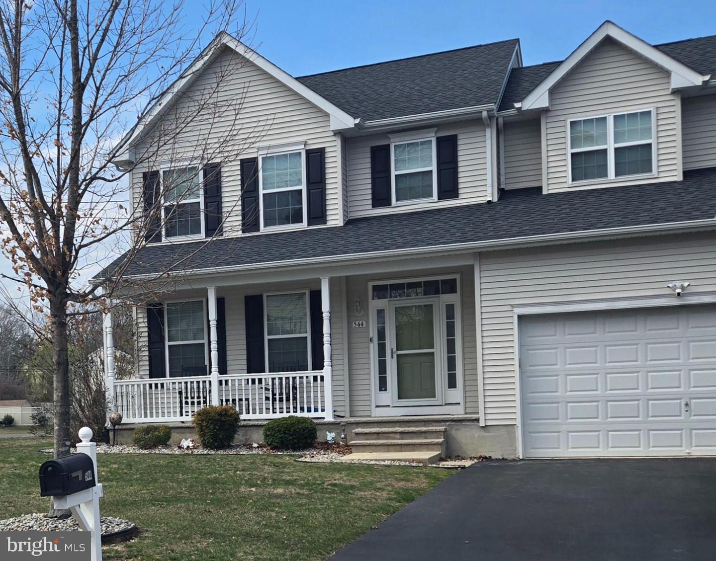 Coral Ln, Manahawkin, NJ 08050