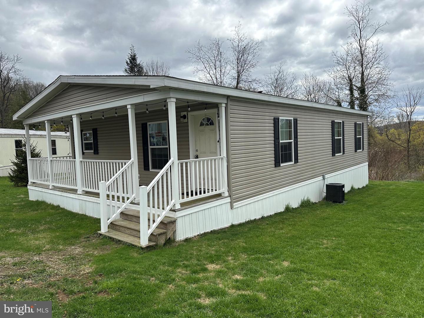 Apache Run, Barto, PA 19504