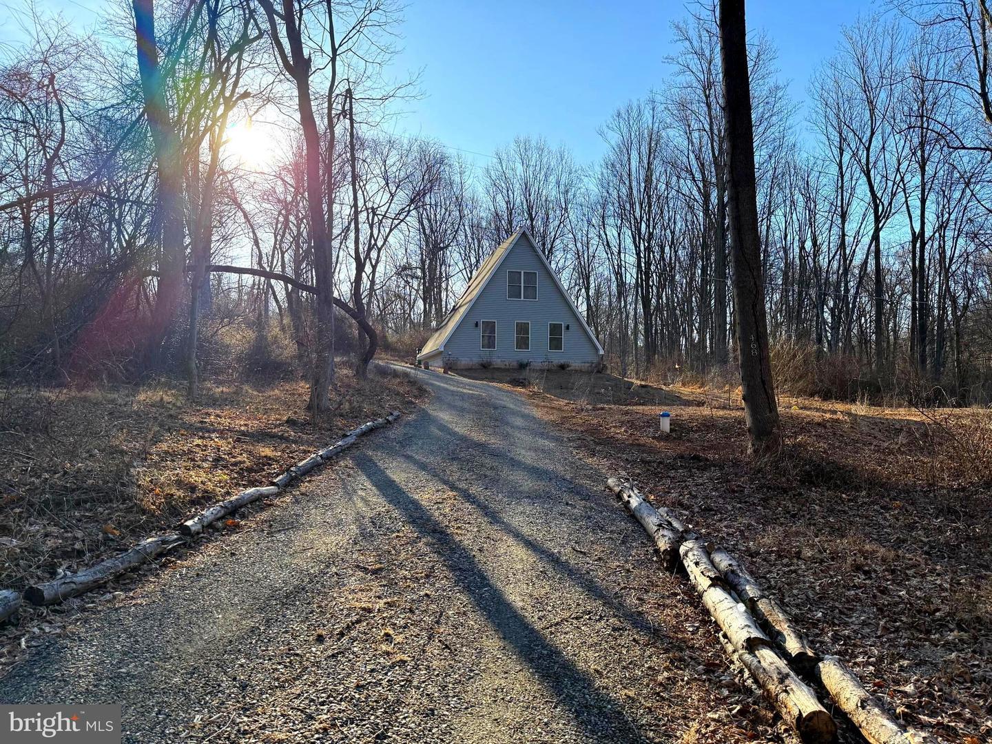 Hallman Rd, Douglassville, PA 19518