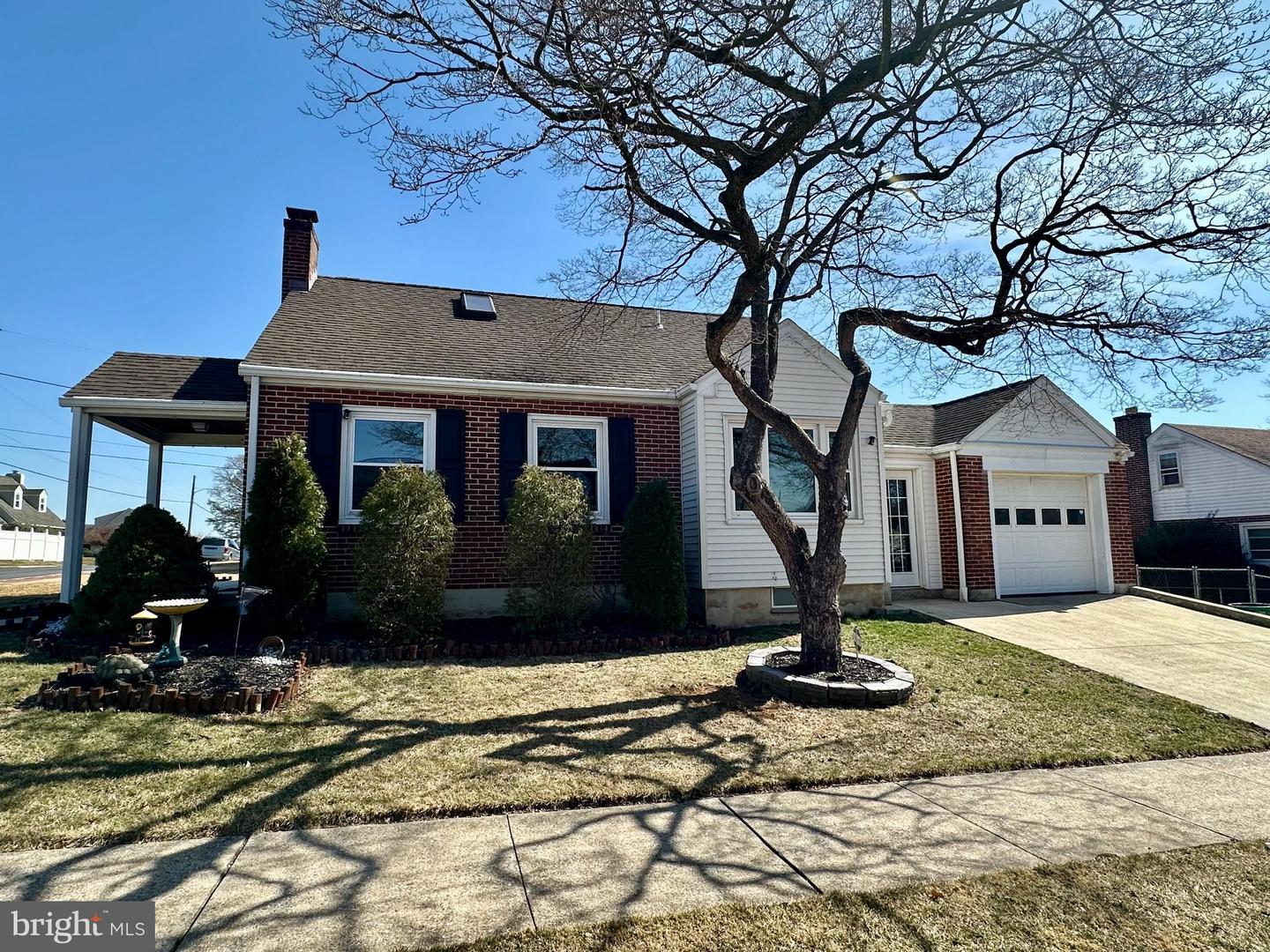Milford Ave, Reading, PA 19607