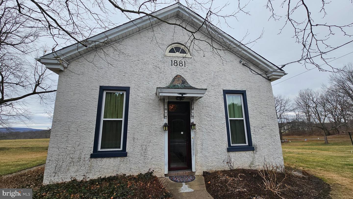 Old Swede Rd, Douglassville, PA 19518