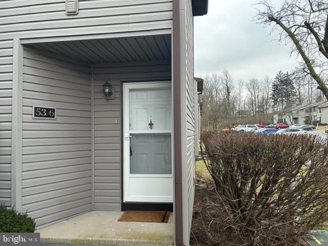 Holly Dr, Reading, PA 19606