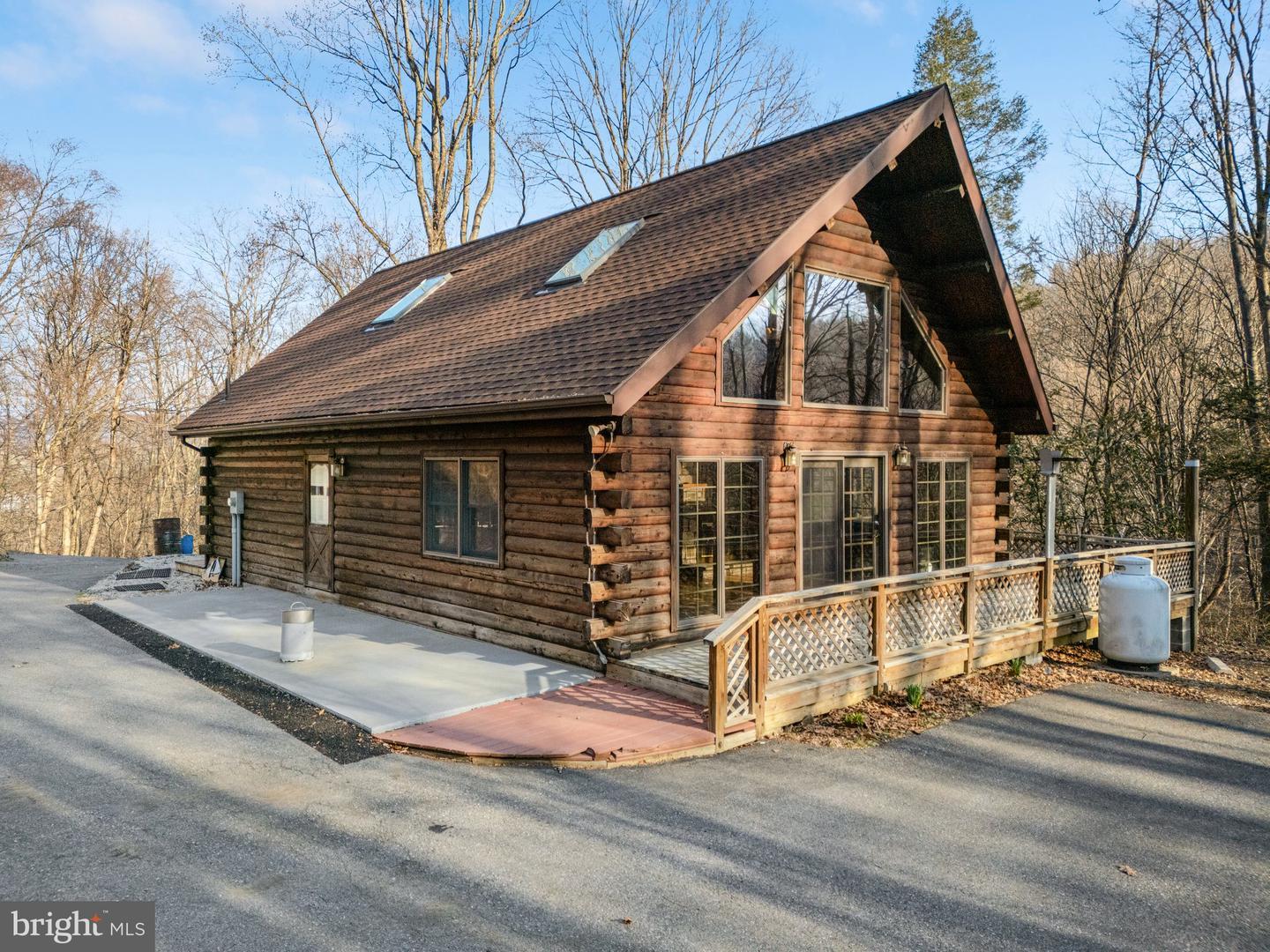 Kempton Rd, Kempton, PA 19529
