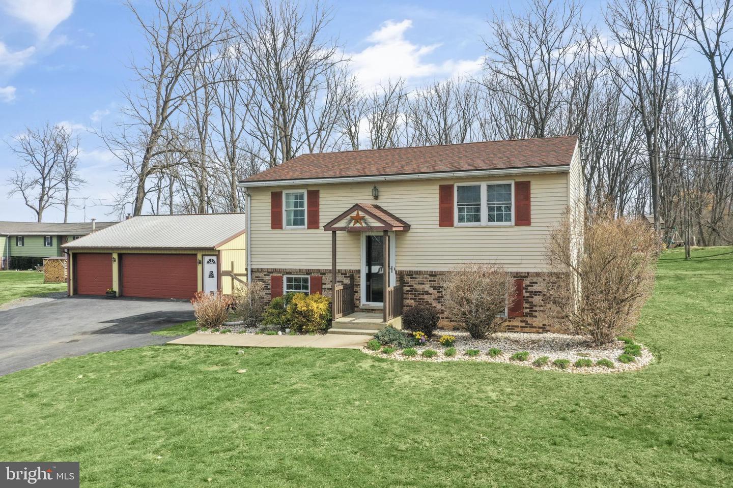 Evansville Rd, Fleetwood, PA 19522