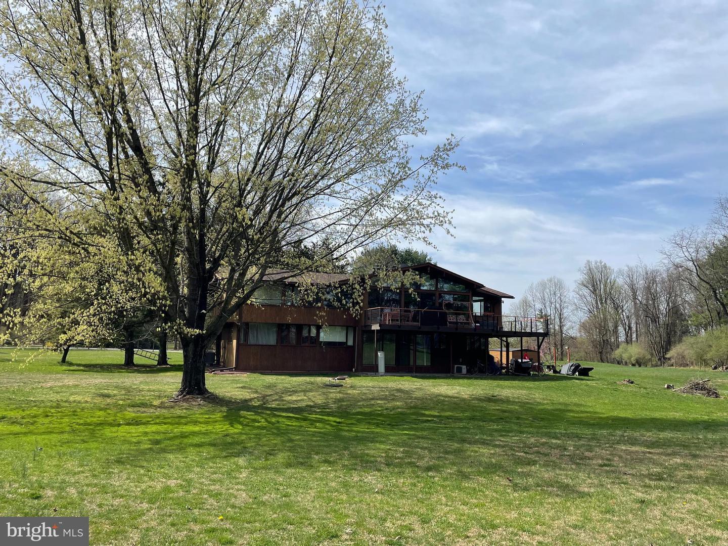 N Sugan Rd, New Hope, PA 18938