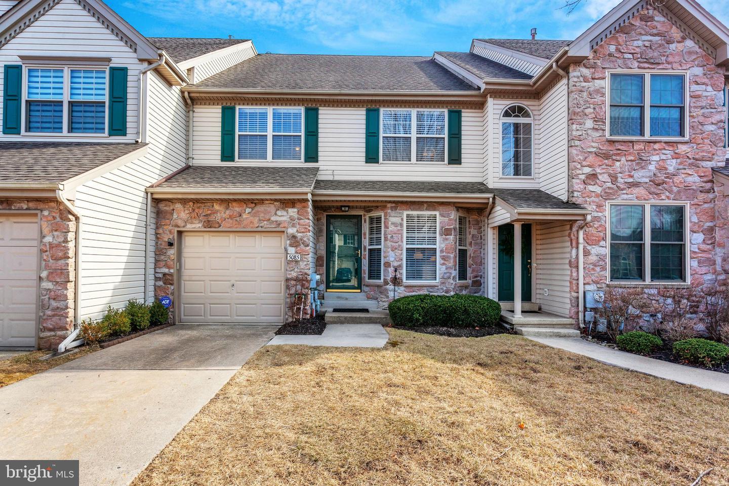 Sagewood Ct, Doylestown, PA 18902