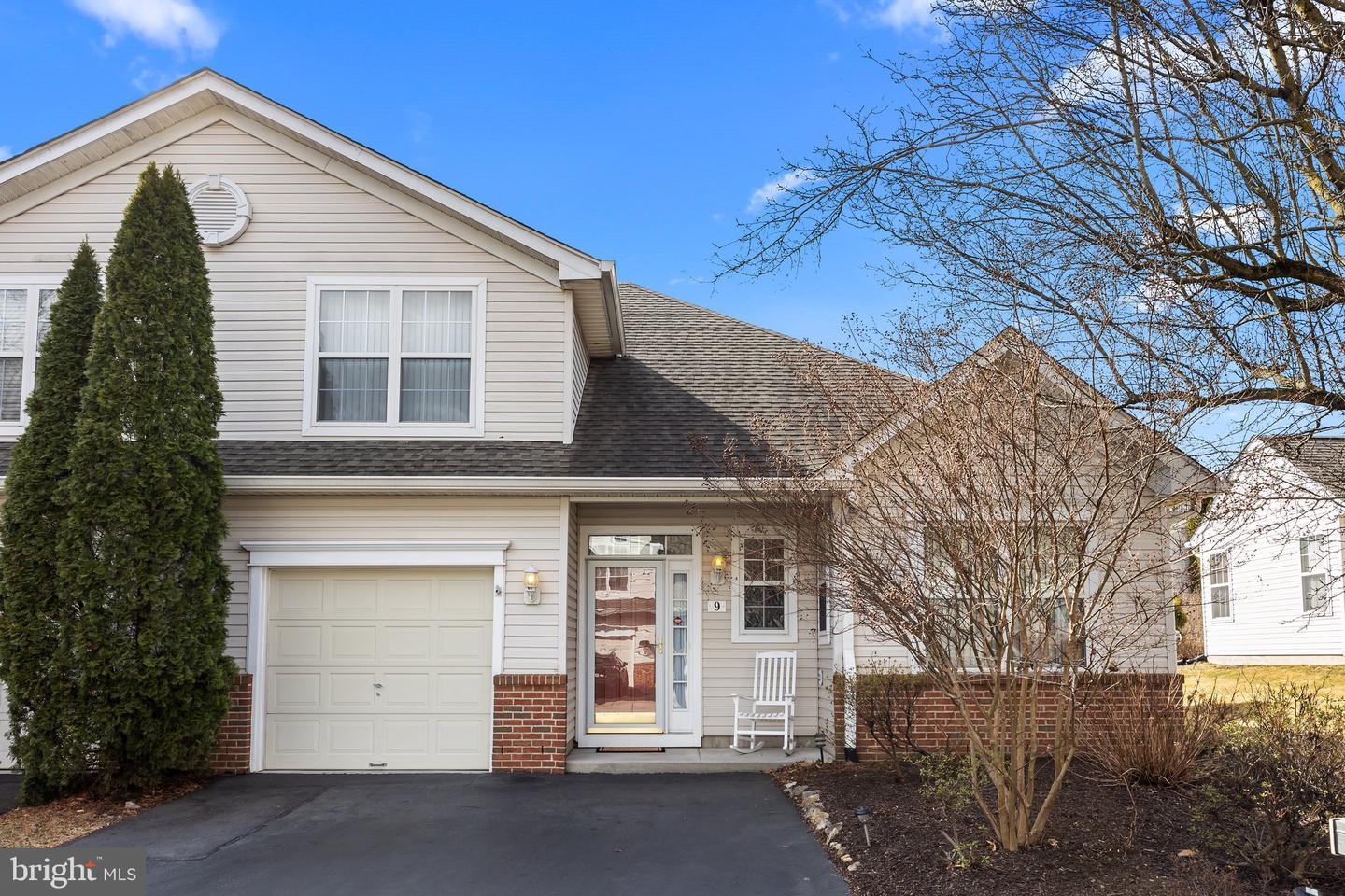 Black Eyed Susan Rd, Langhorne, PA 19047