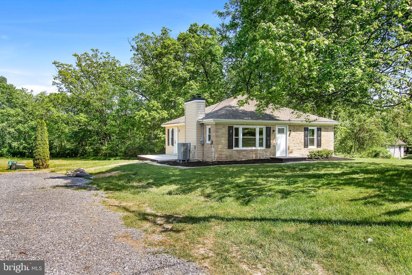 Oxford Rd, Gardners, PA 17324