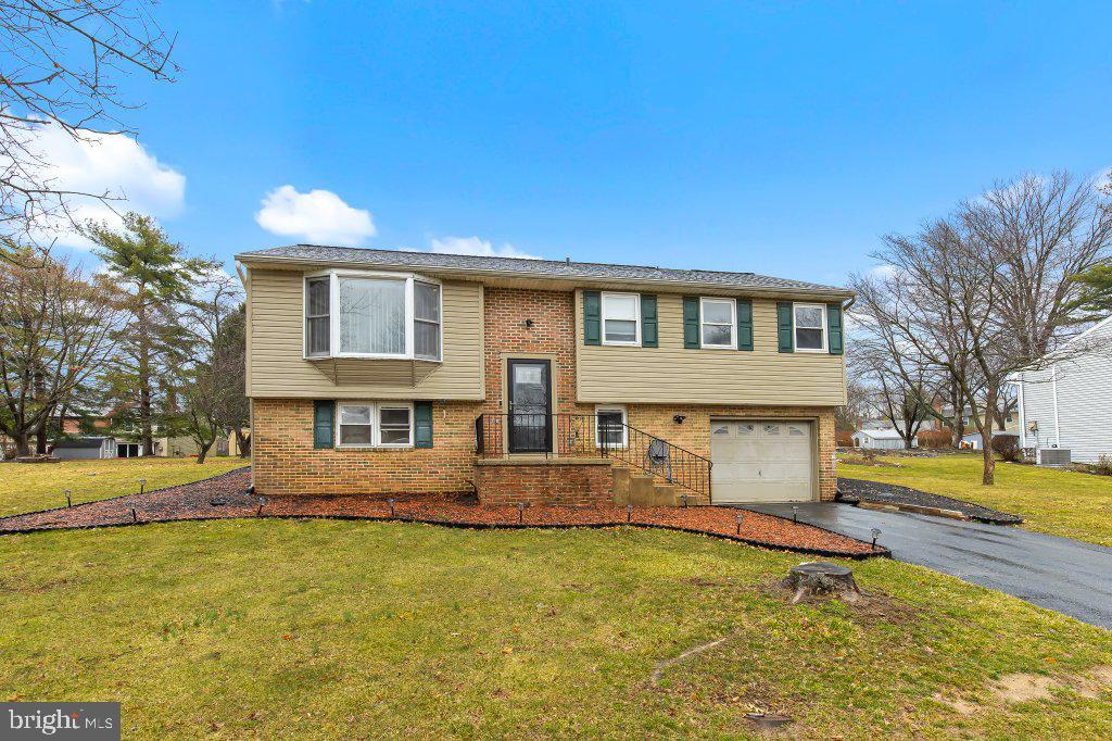 Salem Park Cir, Mechanicsburg, PA 17050