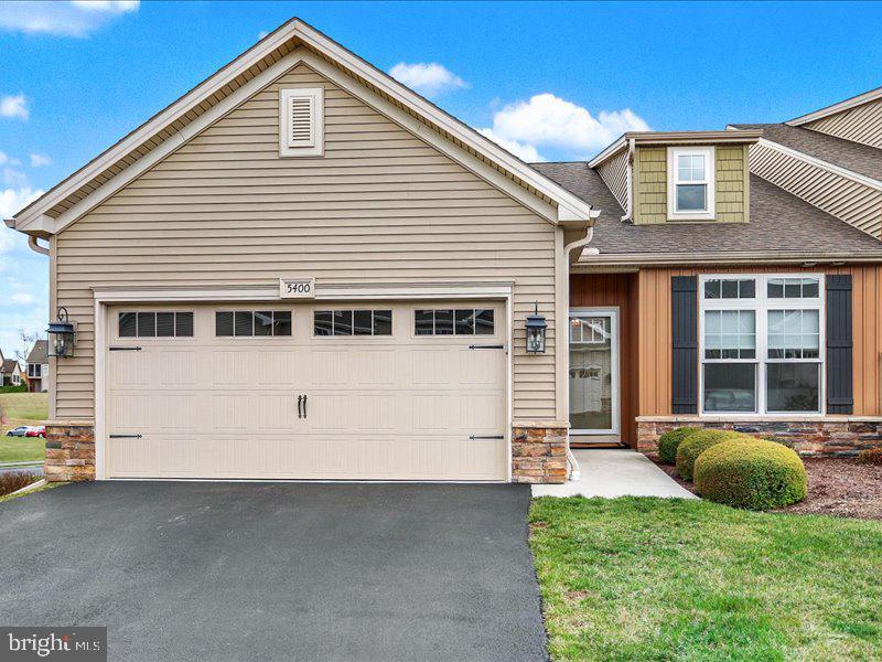 Mendenhall Dr, Mechanicsburg, PA 17050
