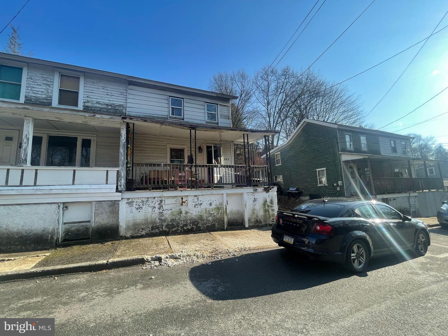 E Front St, Lansford, PA 18232