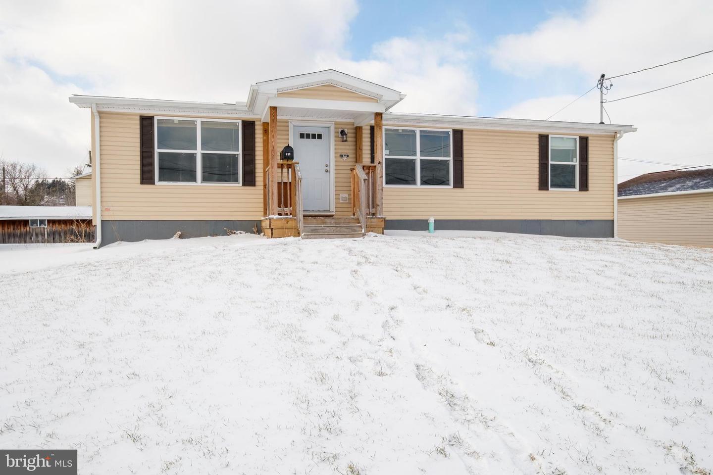 Florence St, Philipsburg, PA 16866