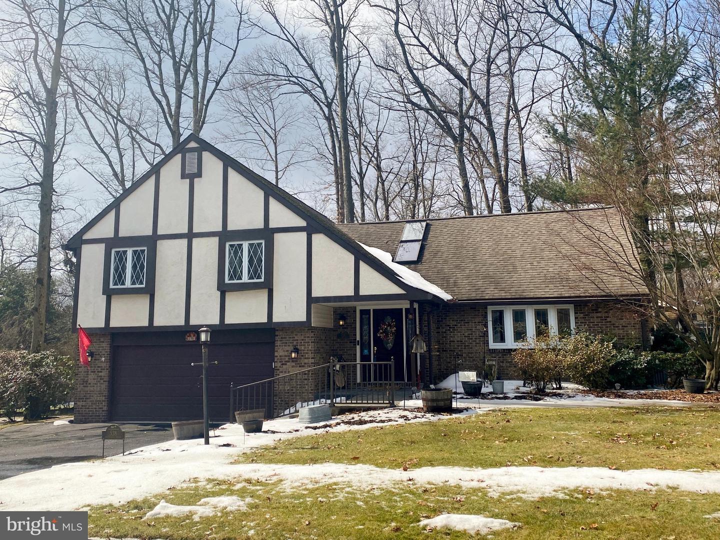 Brittany Dr, State College, PA 16803