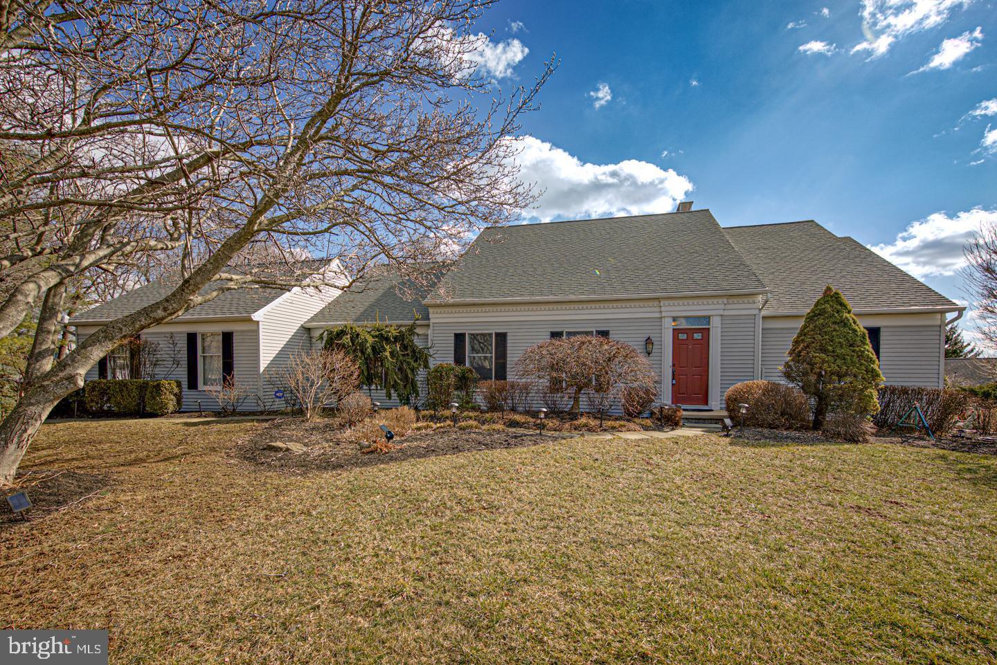 Chambers Ln, West Chester, PA 19382