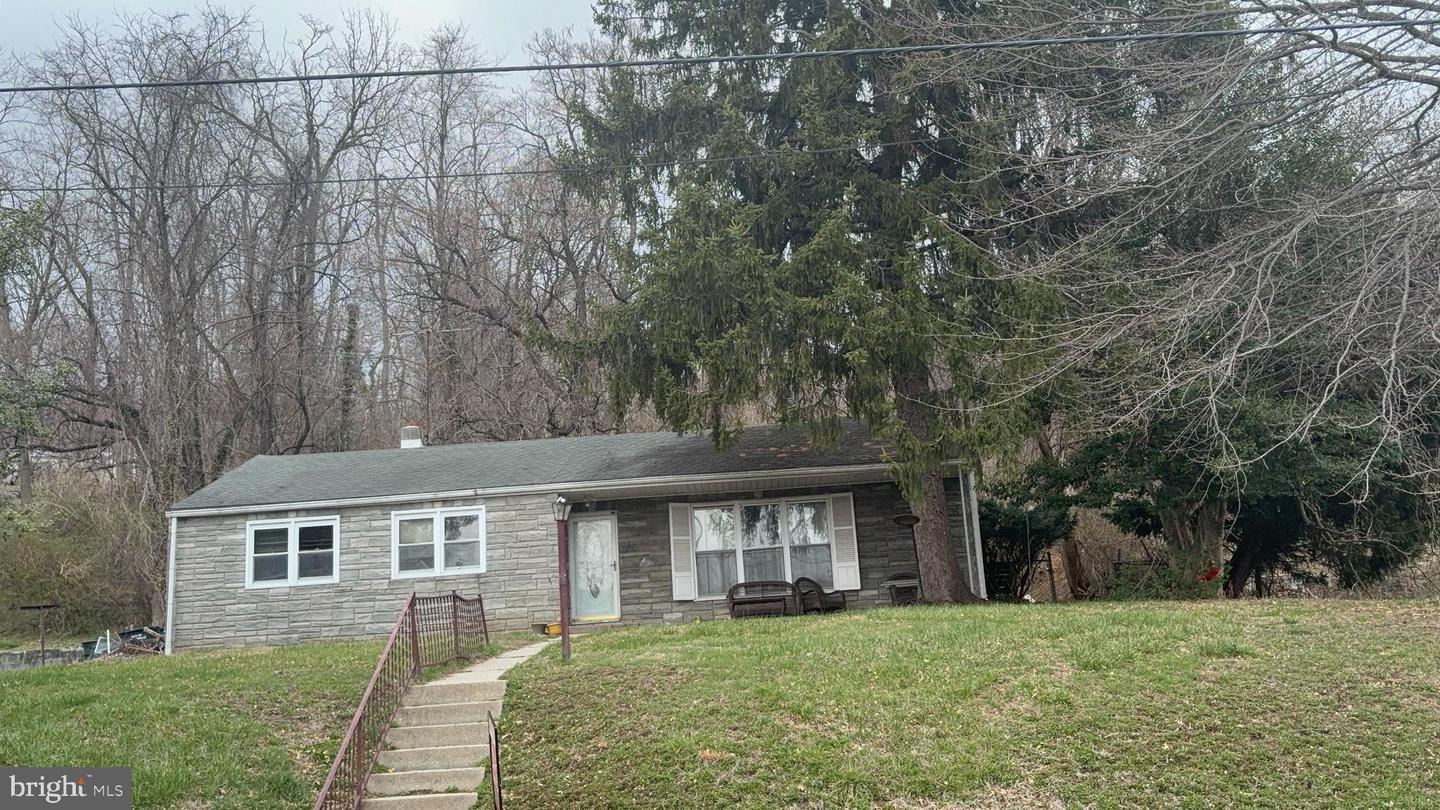 Coates St, Coatesville, PA 19320
