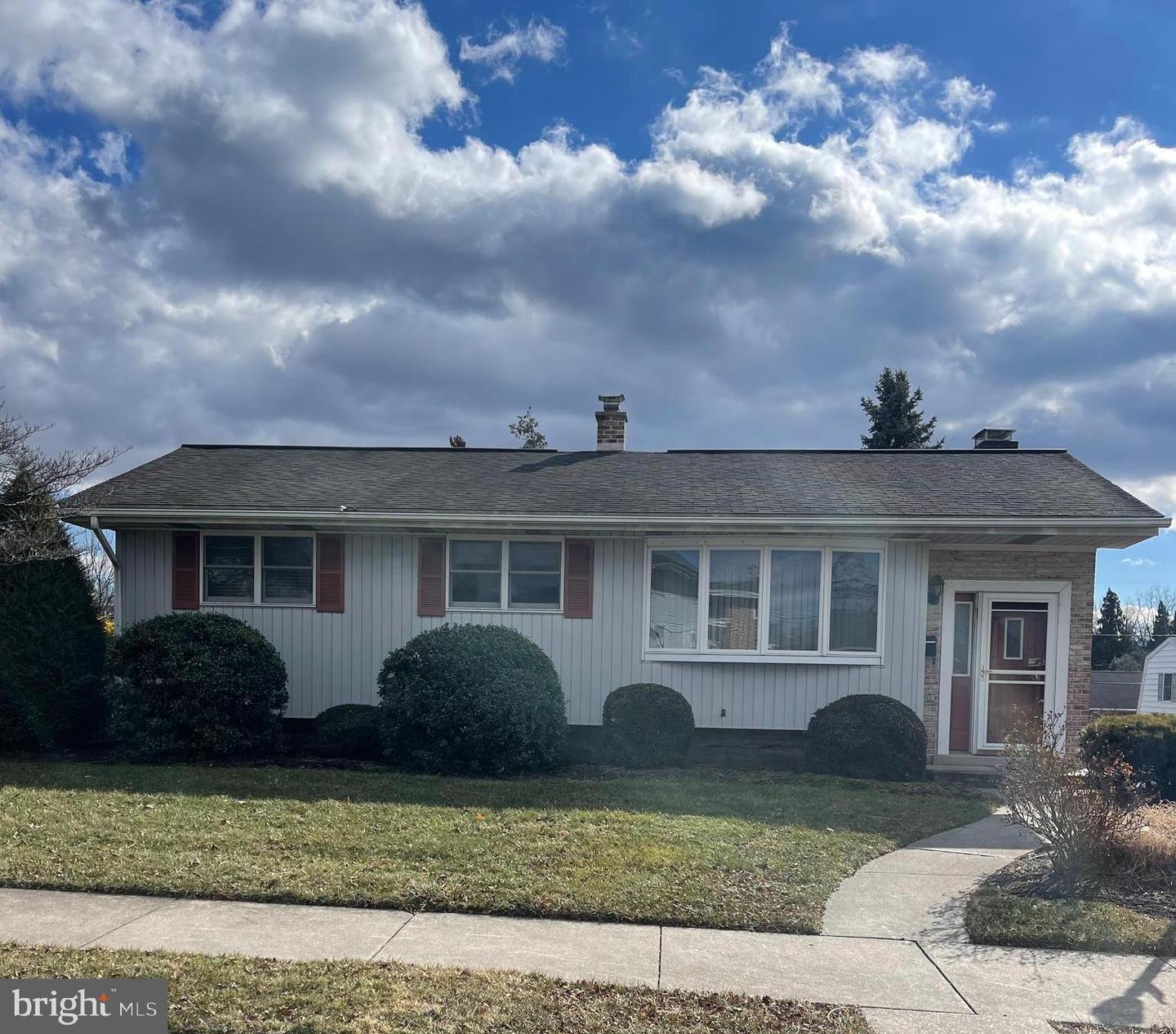 Cedar Ave, Hershey, PA 17033