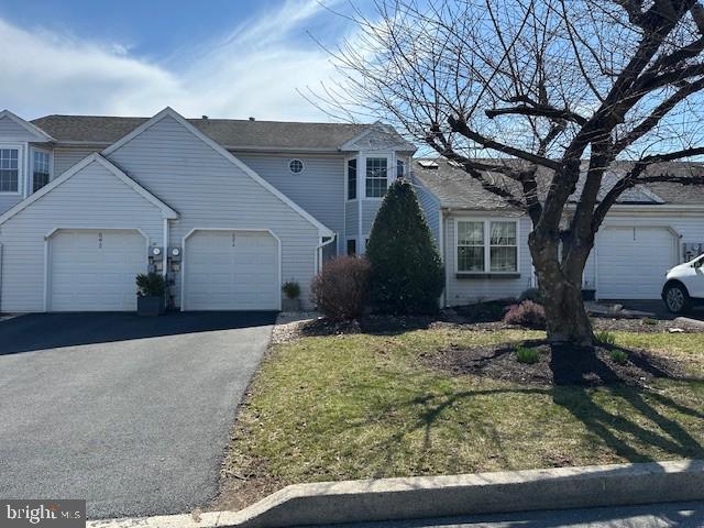 Spring Knoll Dr, Harrisburg, PA 17111