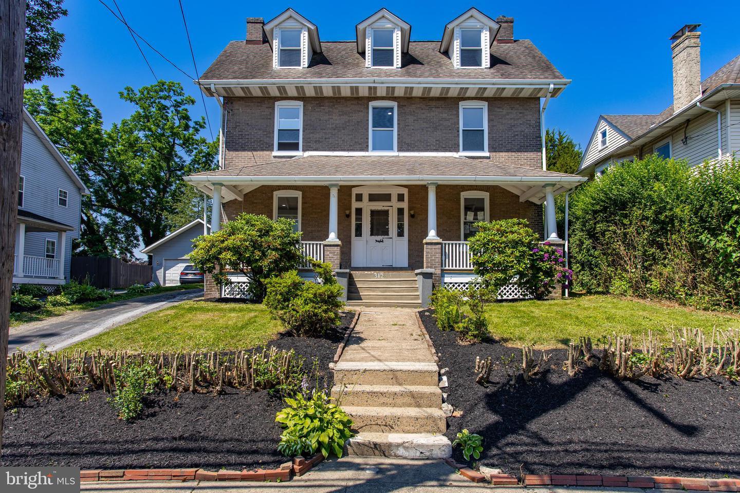 Crumlynne Rd, Ridley Park, PA 19078