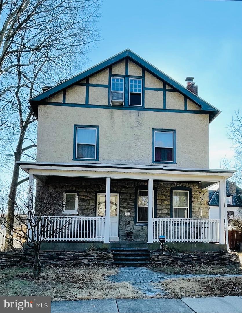 Price Ave, Lansdowne, PA 19050