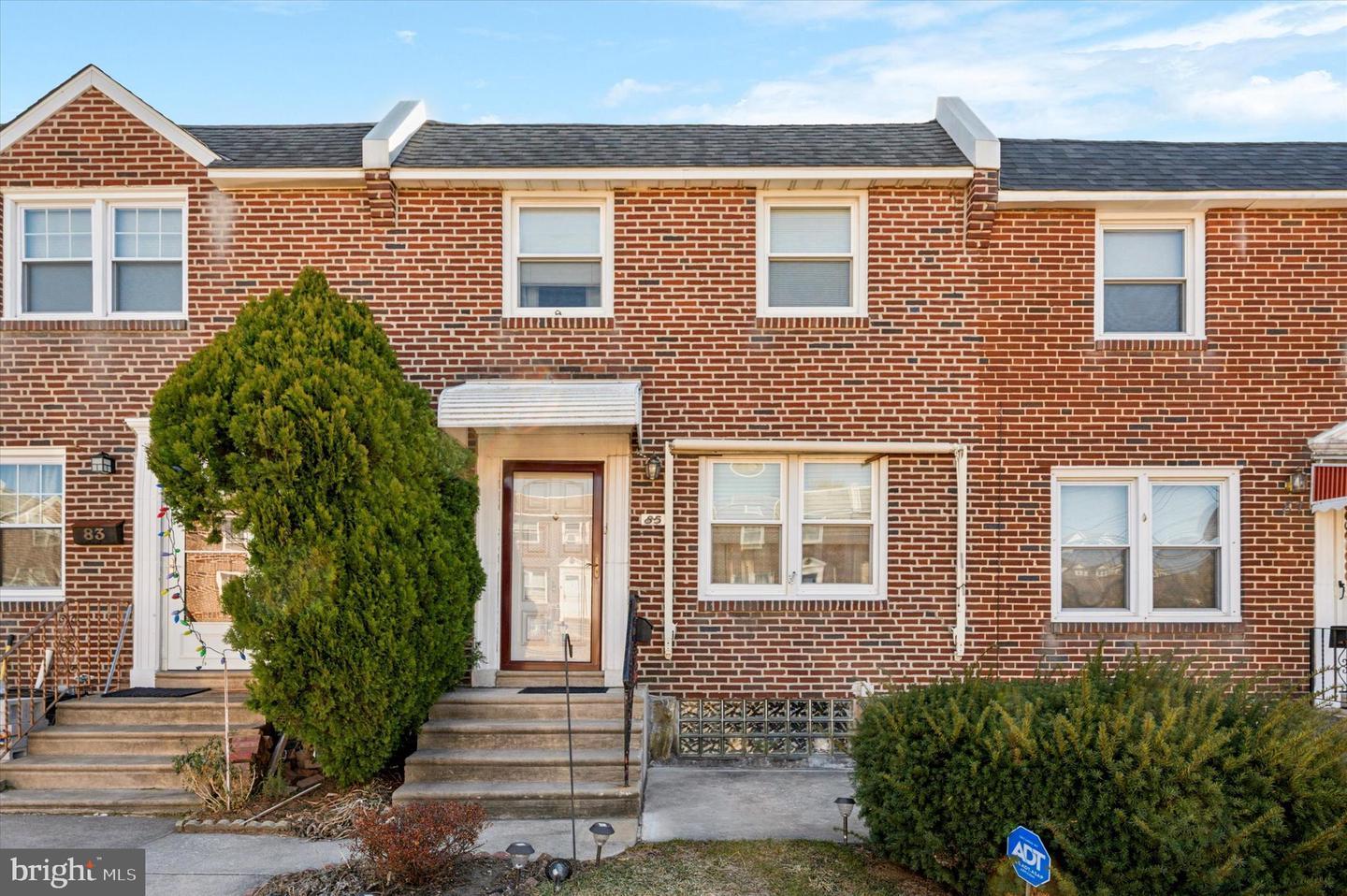 S Brighton Ave, Upper Darby, PA 19082