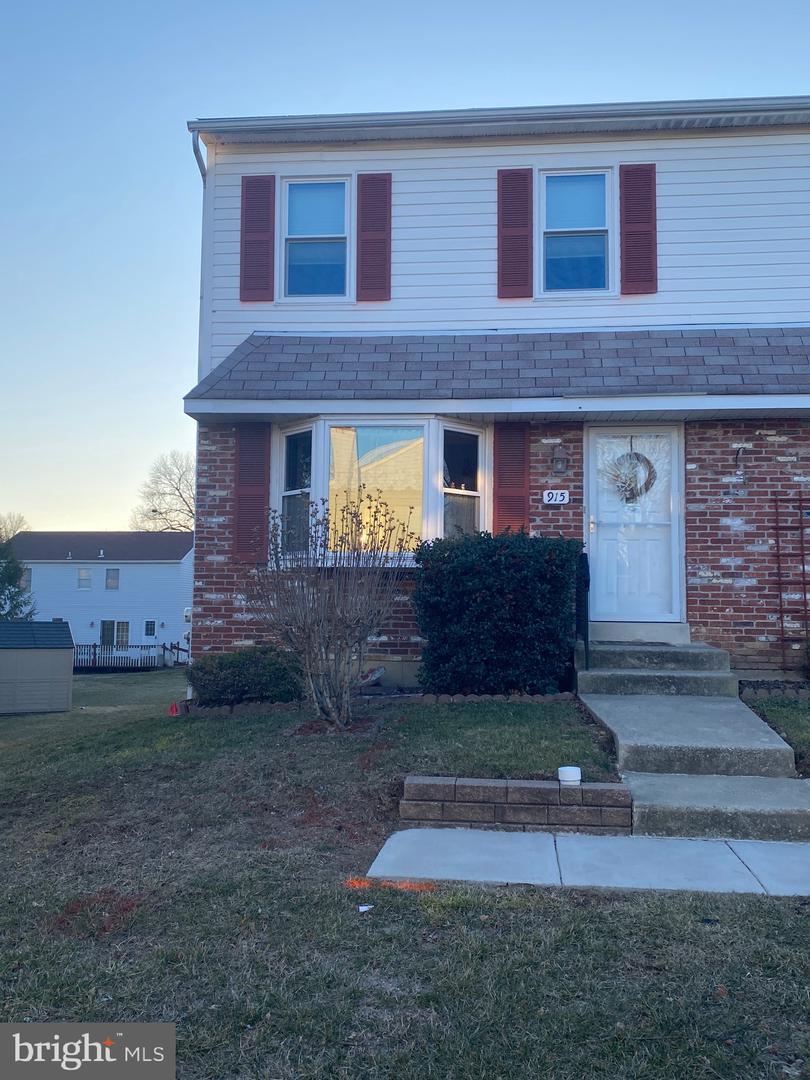 Greenhouse Dr, Secane, PA 19018