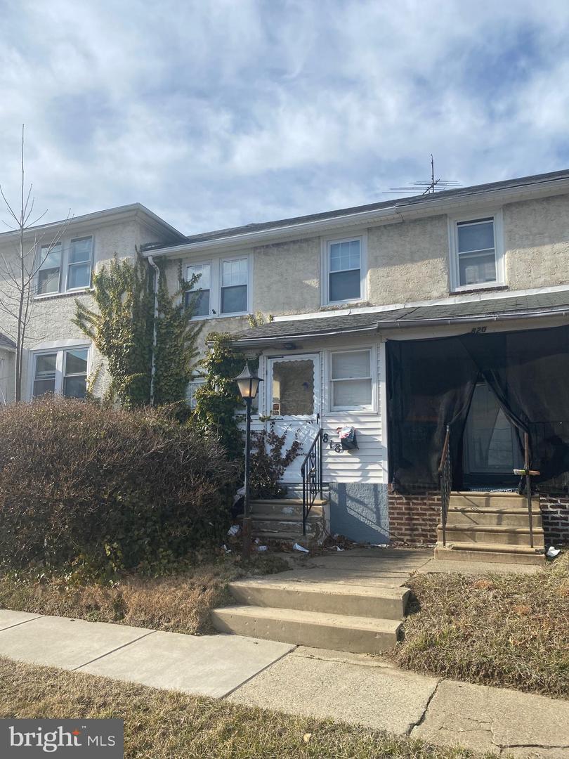 E 14th St, Chester, PA 19013