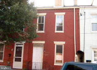 Lawrence St, Columbia, PA 17512