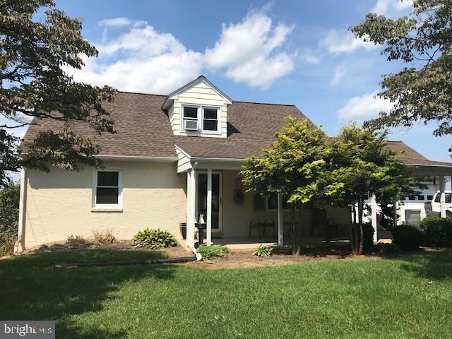 Georgetown Rd, Ronks, PA 17572