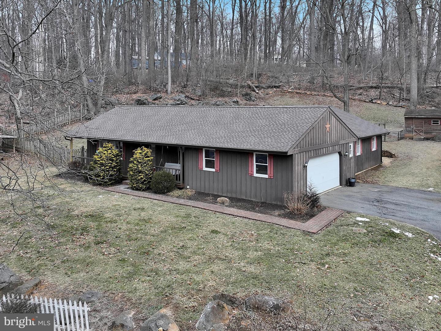 Bossler Rd, Elizabethtown, PA 17022
