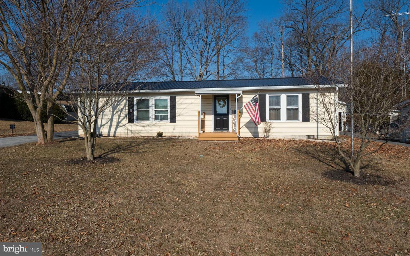 Bill Dr, Denver, PA 17517