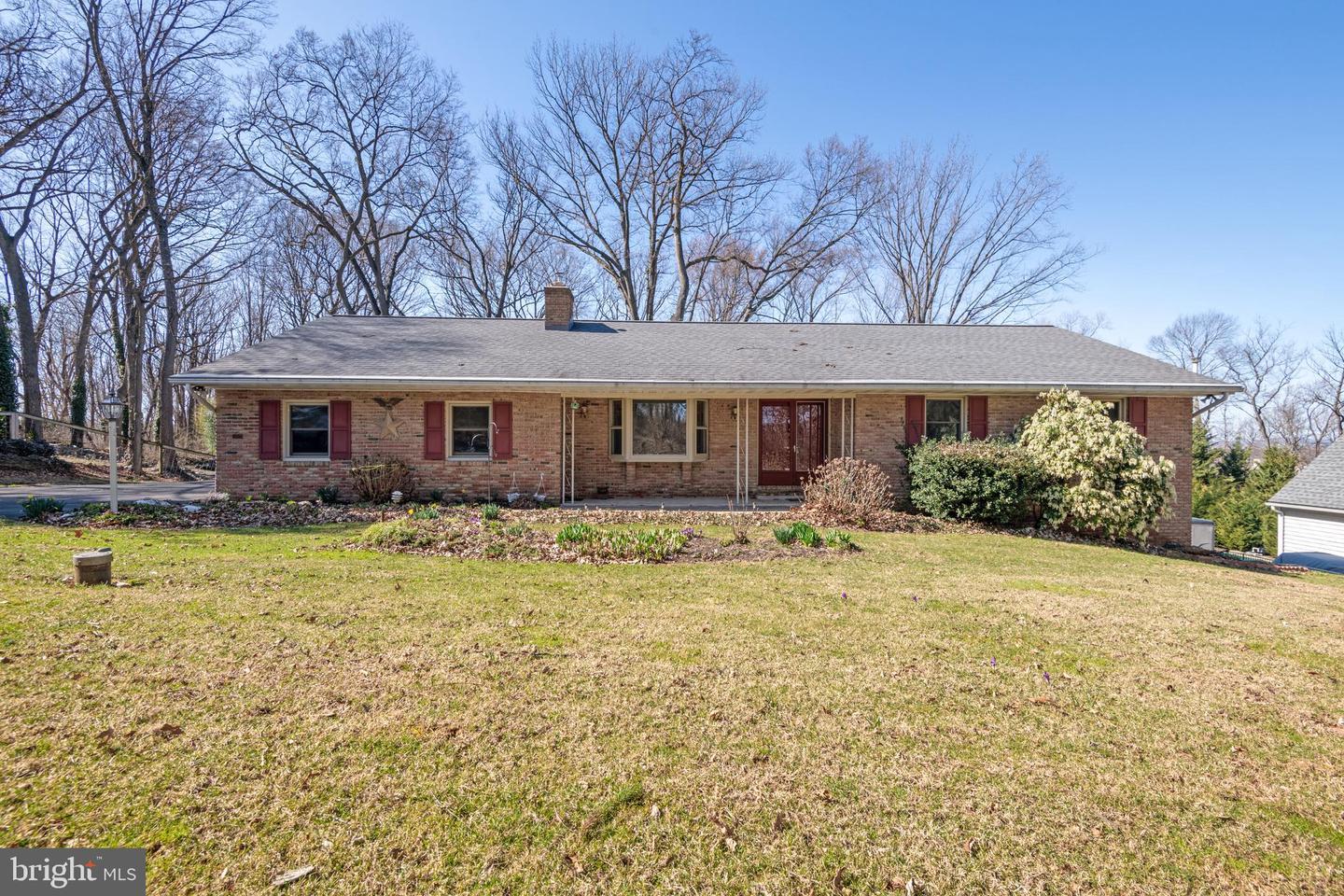 Summit Dr, Lancaster, PA 17601