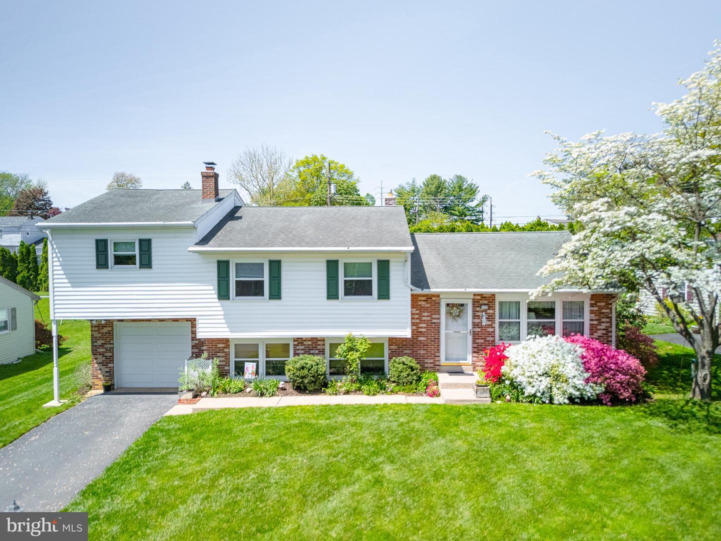 Gentry Dr, Lancaster, PA 17603