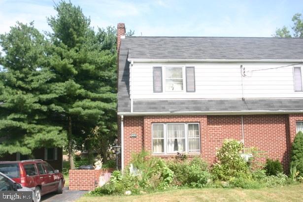 E High St, Elizabethtown, PA 17022