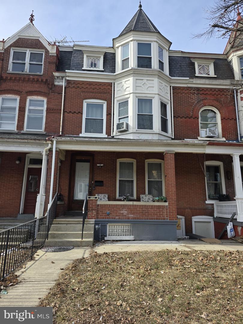 N 6th St, Allentown, PA 18102