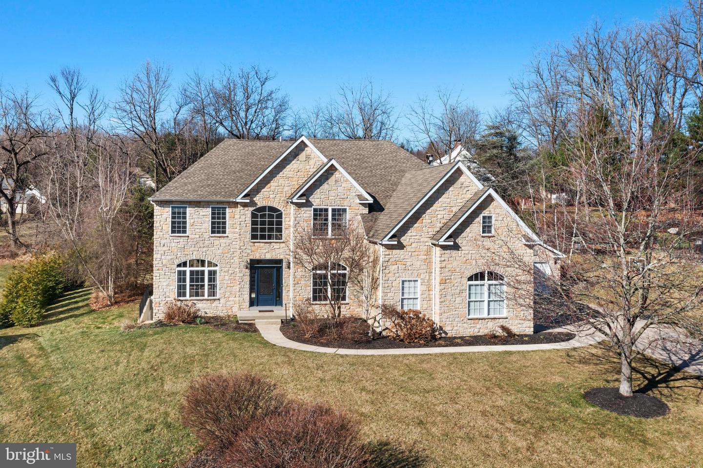 Mallard Ln, Coopersburg, PA 18036