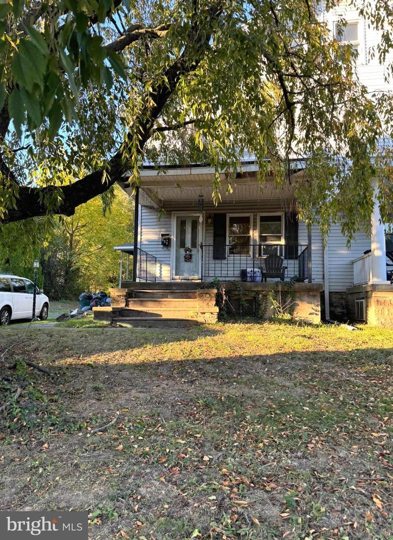 W Glenside Ave, Glenside, PA 19038