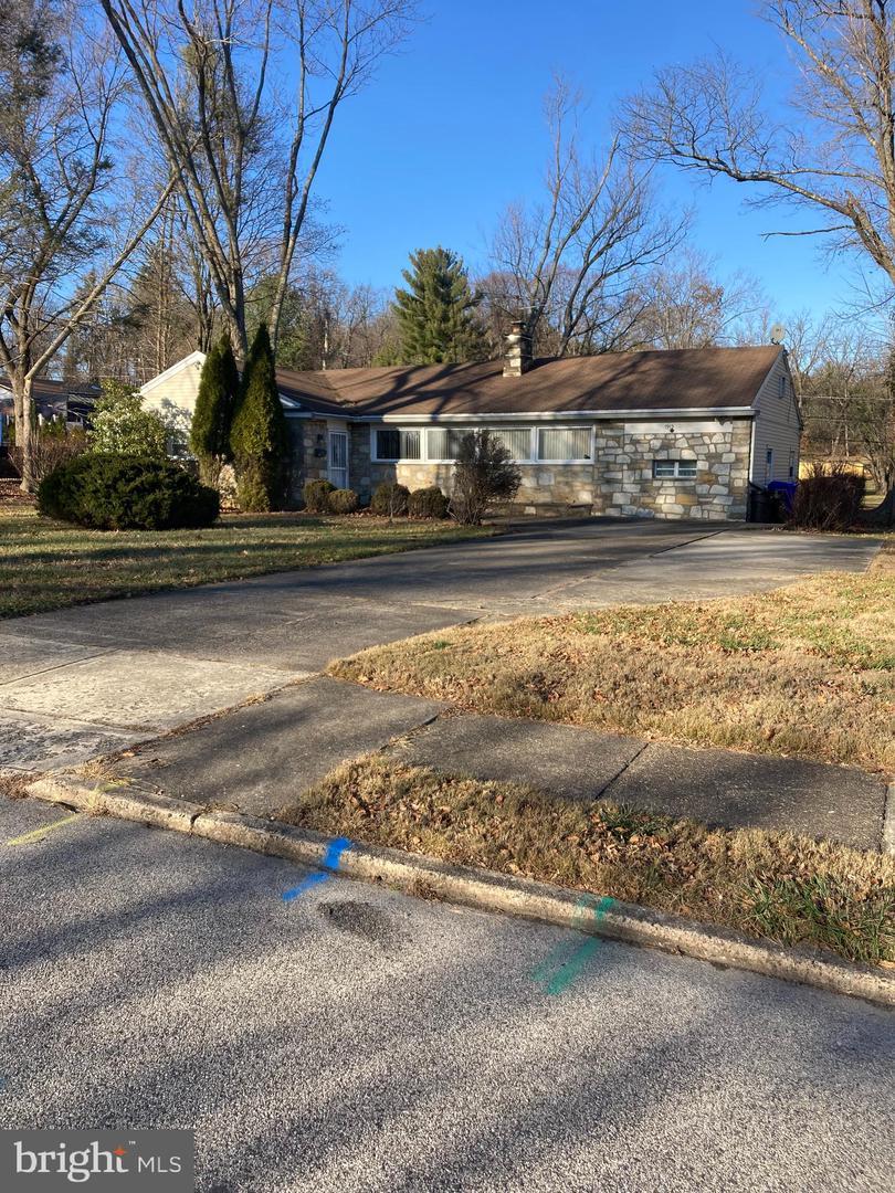 Newbold Ln, Glenside, PA 19038