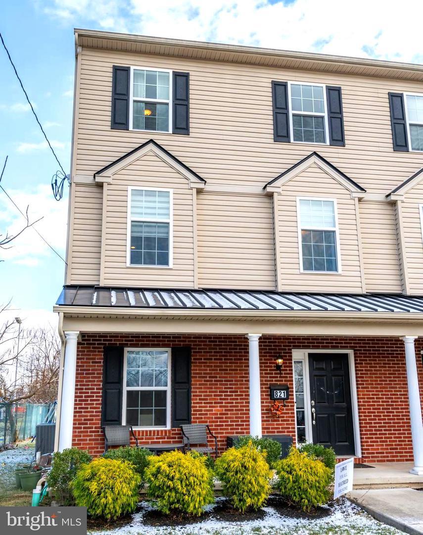 N Towamencin Ave, Lansdale, PA 19446