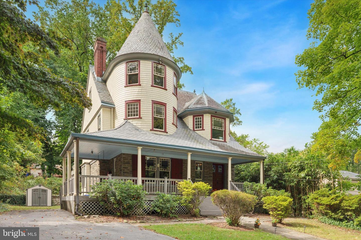 Ashbourne Rd, Elkins Park, PA 19027