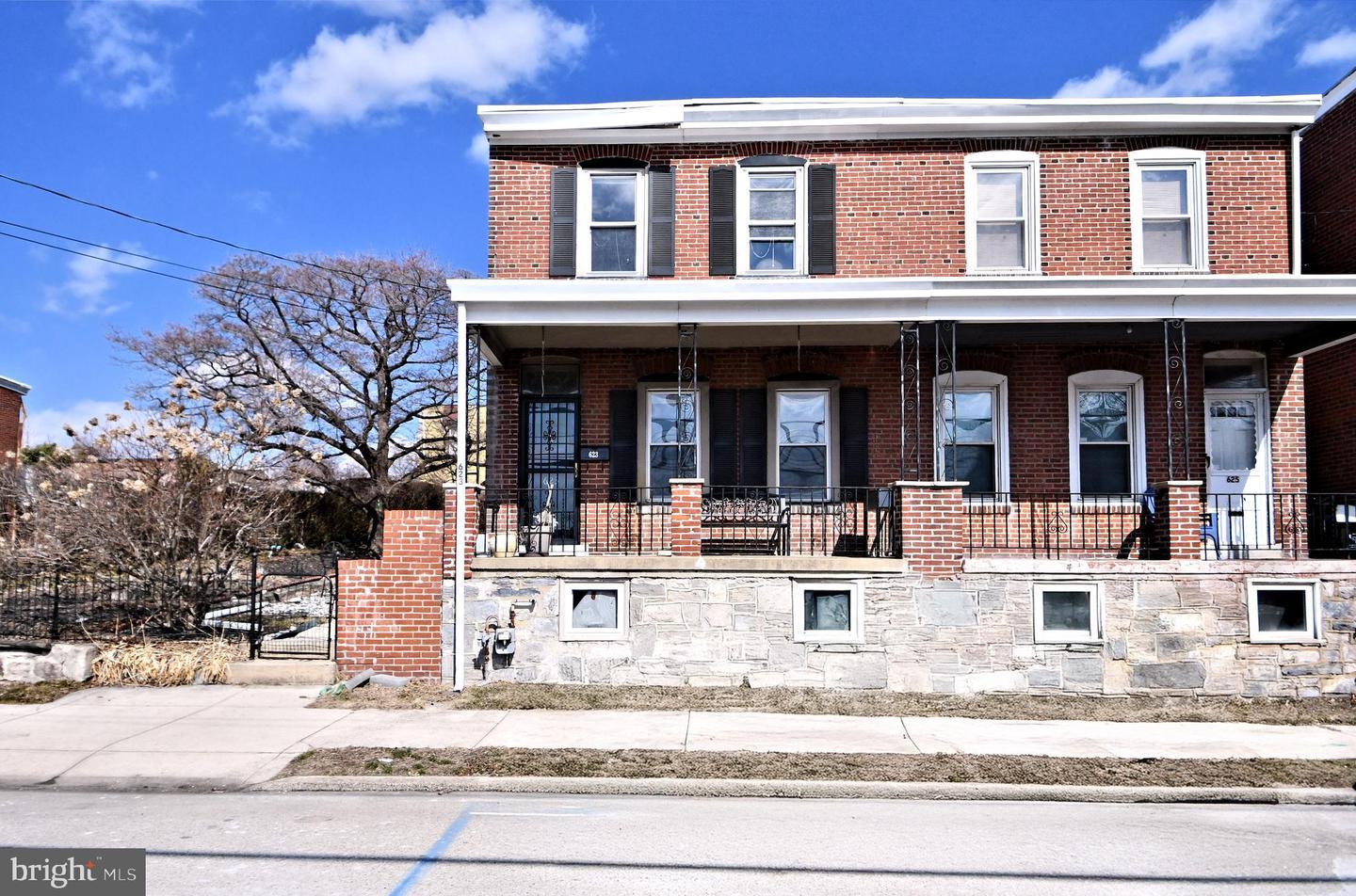 E Oak St, Norristown, PA 19401