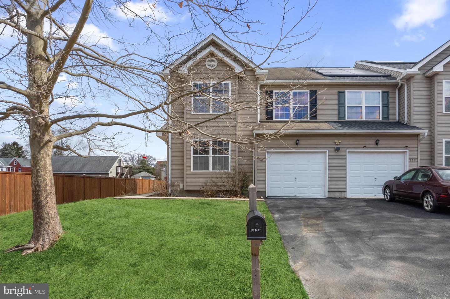 Railroad St, East Greenville, PA 18041