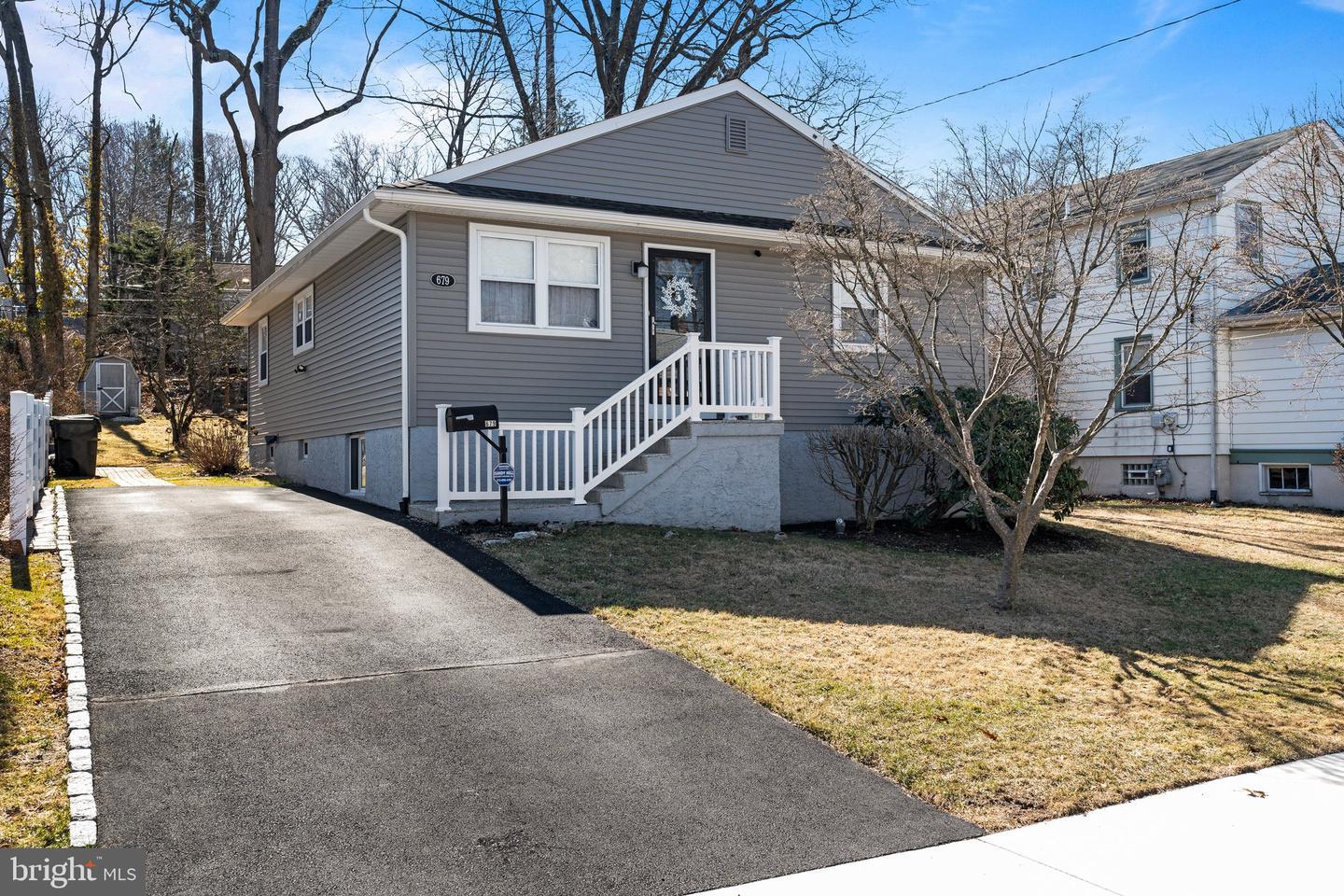Edge Hill Rd, Glenside, PA 19038